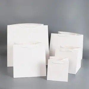 Tùy chỉnh chất lượng cao tái chế lấy đi Ribbon Túi giấy lớn với xử lý