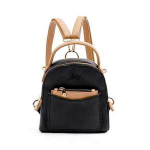 Sac Freya en cuir synthétique de qualité supérieure, sac à dos convertible multifonctionnel et sac bandoulière avec porte-monnaie amovible - Product Image 1