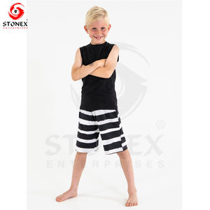 เสื้อกล้ามเด็กแบบใหม่ขายดี ดีไซน์ใหม่สำหรับยกน้ำหนัก ฤดูร้อน คุณภาพสูง ทรงปกติ สำหรับเด็กผู้ชาย - Product Image 3