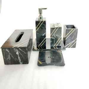 Ensemble de salle de bain en résine de qualité supérieure vanité élégante porte-savon porte-brosse à dents plateau de gobelet essentiel de salle de bain élégant - Product Image 1