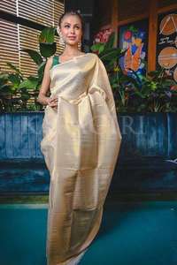 Saris de Bollywood de seda Lichi de alta calidad para mujer, indio tradicional para fiestas, venta al por mayor a granel de FashionHarbour - Product Image 5
