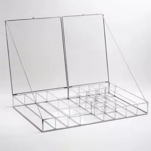 Boîte à bijoux moderne de luxe en verre transparent argenté, organisateur rectangulaire multi-compartiments pour l'emballage haut de gamme de bagues et de bijoux - Product Image 1