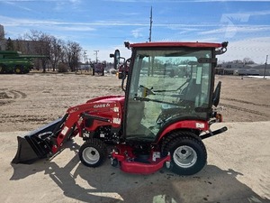 Tractor CASE IH FARMALL 25SC para Uso Agrícola con Bomba de Transmisión por Engranajes y Caja de Cambios - Product Image 2