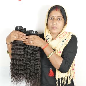 Extensions de Cheveux Humains de Temple Indien Vierges Naturels Crépus Bouclés Tissage couleur noire Non Transformés Cuticule Alignée - Product Image 1