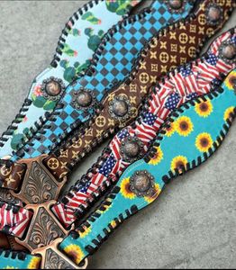 Ensemble de punaises en cuir personnalisées de luxe de l'Ouest avec collier de poitrine assorti et tête sculptée à la main pour rodéo ou spectacle - Product Image 4