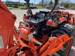 Tractor Compacto Hidrostático Kubota L4701 HST de 47HP y 4WD para Agricultura, Jardinería y Trabajos de Carga, Listo para la Venta - Product Image 2