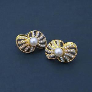 Kriaa Boucles d'oreilles en perles plaquées or 1310148 Bijoux élégants pour femme - Product Image 1