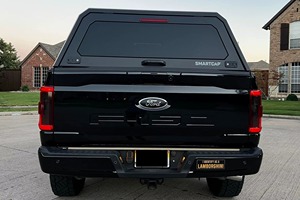 ฟอร์ด เอฟ-150 แอล อาร์ ไอ ที ซูเปอร์ครูว์ ขับเคลื่อนสี่ล้อ ปี 2022 ประสิทธิภาพเหนือชั้น เกียร์อัตโนมัติ เบาะหนัง ยาง R17 ระบบควบคุมความเร็วอัตโนมัติแบบแปรผัน (ACC) พวงมาลัยซ้าย - Product Image 2