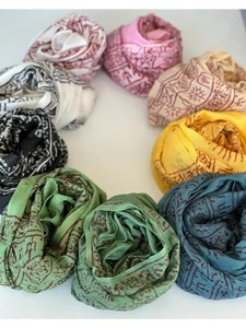 Écharpe unisexe en coton faite à la main, imprimé Om Mantra, étole, écharpe de plage - Product Image 3