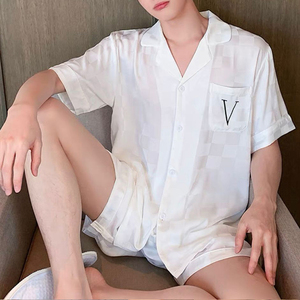Wholesale Luxurious Two Pieces Silk Pajama Sets <b>Men's</b> Polyester Silk Pajamas Custom Size <b>Men's</b> Silk <b>Sleep</b> Wear - Product Image 4