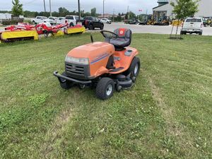 Tractor Cortacésped Husqvarna YTH150 Usado, Económico y Asequible, en Venta, Proveedor de Cortacéspedes para Jardín, Envío Inmediato - Product Image 5