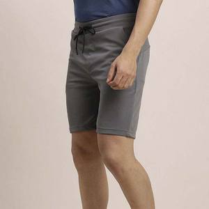 Short de survêtement en molleton de coton 100% de style de rue pour hommes, pantalon de jogging à motif solide avec taille élastique, tailles personnalisées - Product Image 3