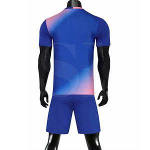 Nuevos uniformes de fútbol personalizados para hombres, barato MOQ bajo, uniforme de fútbol para hombres, uniforme de fútbol de alta calidad - Product Image 2