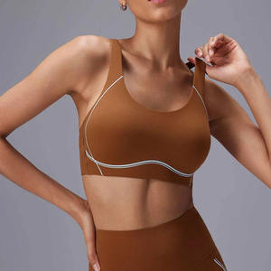 Soutien-gorge de sport personnalisé à soutien élevé Haut de yoga pour femme Ensemble de vêtements de sport pour la salle de sport - Product Image 6