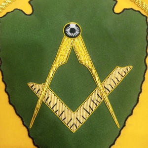 Écusson de broderie pour hommes de montagne maçonnique - Product Image 4