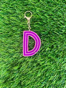 พวงกุญแจสักหลาดสีสันสดใสเป็นมิตรกับสิ่งแวดล้อมทำด้วยมือตัวอักษร D เพิ่มสไตล์ป๊อปให้กับของจำเป็นในชีวิตประจำวันขายส่ง - Product Image 4