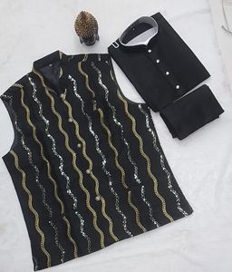 Meilleure Qualité Prêt-à-Porter Banglori Soie Kurta Pantalon Ensemble pour Mariages Fêtes-Casual Wear for Men Low Price Supplier from India - Product Image 2