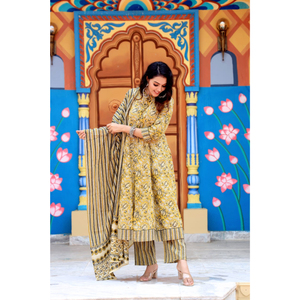 Parti aşınma Anarkali çağdaş bir büküm ve etnik baskılar ile set zarif Anarkali katmanlı tasarım ve <span class=keywords><strong>net</strong></span> dupatta ile set - Product Image 3