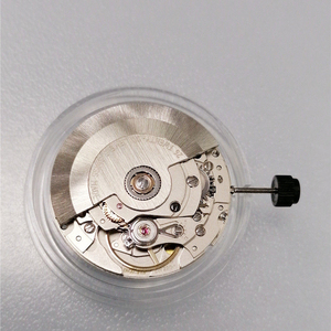 เครื่องนาฬิกา Sellita Caliber SW220-1 ของแท้ ผลิตในสวิตเซอร์แลนด์ ระบบออโตเมติก แสดงวันและวันที่ 26 จิวเวล ชุบทองคำ สองภาษา อะไหล่นาฬิกา sw220 - Product Image 4