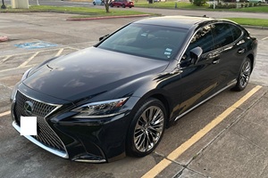 รถ Lexus LS 500H ปี 2019 สภาพดีเยี่ยม พร้อมส่ง - Product Image 3
