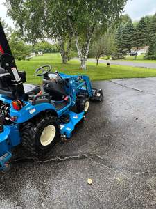 Offre Spéciale : Tracteur de Jardin Autoporté LS 25HP à Rayon de Braquage Zéro avec Plateau de Coupe Rotatif 42\ 52\ 60\ pour Jardin - Product Image 3