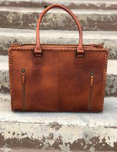 Sacs fourre-tout vintage bohèmes western en cuir véritable 100% légers et de haute qualité, en cuir de vachette avec motifs floraux gravés - Product Image 4