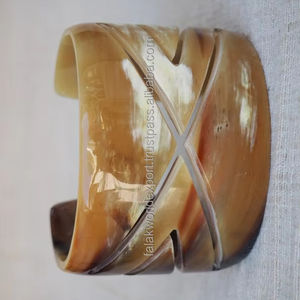 Falak World Export's Luxury 100% Brazaletes de cuerno de búfalo natural Diseño superior Perla Cobre para bodas y moda de niñas por FWE - Product Image 1