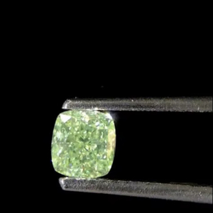 Natural Fancy verde amarillento 1,01 quilates corte de cojín VS1 claridad Diamante Suelto para certificado EX polaco simetría para compromiso - Product Image 1