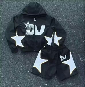 ชุดเสื้อกันลมสำหรับผู้ชายกางเกงขาสั้นมีหลายสีซิปครึ่งโพลีเอสเตอร์100% หนัก - Product Image 6