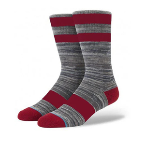 Chaussettes de basket-ball pour adultes, bleu marine et rouge, respirantes, avec revers tricoté en spandex, pour le sport d'automne - Product Image 3