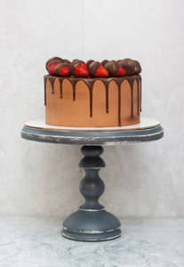 Support à gâteau en bois poli brillant fait à la main petit plateau en métal Cupcakes Desserts vient boîte résine Silicone couvre utiliser INS - Product Image 2