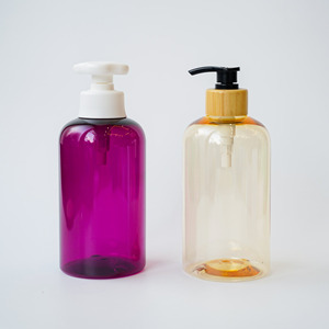 Botella con forma de piedras preciosas PET de 500ml con bomba de loción para champú y embalaje cosmético Impresión digital/offset al por mayor - Product Image 2