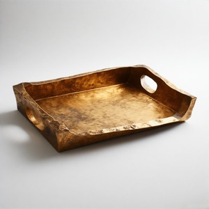 Bandeja elegante SilverReign en aluminio pulido con asas anchas de textura ondulada y gran atractivo para organizar eventos - Product Image 2