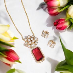 Elegante Juego de Collar con Acabado Dorado de Alta Calidad con Piedras de Imitación y Aretes, Colección para Bodas y Fiestas para Mujer - Product Image 3