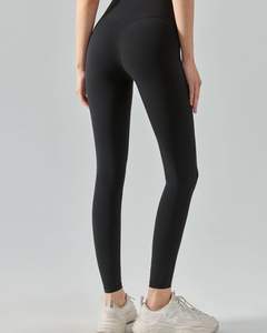 Venta al por mayor de mallas de Yoga de cintura alta supersuaves personalizadas para las mujeres OEM Fitness deporte entrenamiento pantalones con opciones de talla grande en stock - Product Image 4