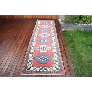 Alfombra Vintage de 2.8x9.8 pies, Alfombra Turca, Alfombra de Lana Roja Marroquí - Product Image 1