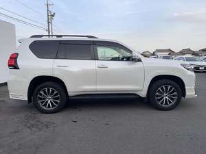 2022 pour Toyota pour Land Cruiser Transmission diesel automatique utilisée norme d'émission Euro 5 - Product Image 2