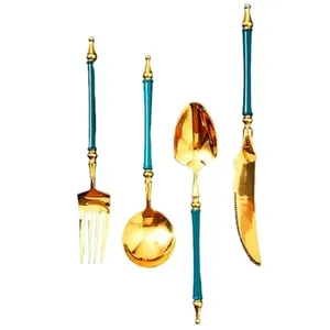 Juego de cubiertos de acero inoxidable con espejo de alta calidad con cabeza dorada mate y Mango Verde forma redonda perfecta para cenar con estilo - Product Image 1