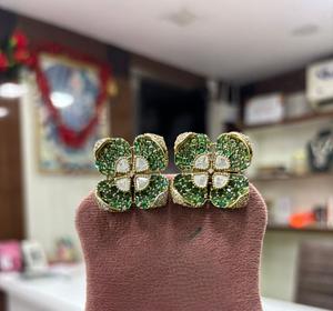 High Quality Designer Gold Plated Modern Look Kundan <b>Tops</b> Earrings Wedding Party Wear Collections For <b>Women</b> And Girls - Product Image 2