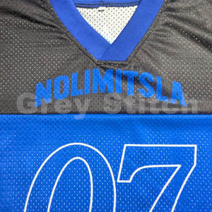 2025 personnalisé hommes Boxy Jersey chemise Streetwear vêtements de sport Sublimation bleu/noir impression maille football américain maillots T-Shirt - Product Image 3