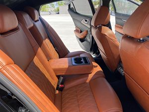 Nissan Maxima Platinum Reserve 2020, Bajo Kilometraje, Caja de Cambios Automática, Volante a la Izquierda, Neumáticos R20, Estado Oscuro - Product Image 6