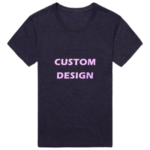 T-shirt pour femme au style urbain raffiné, conçu pour une mouvement fluide, avec une forme épurée et un attrait visuel contemporain - Product Image 1