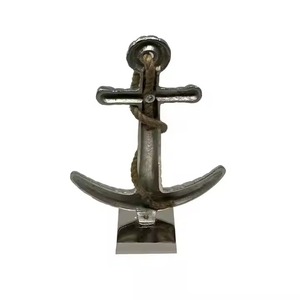 Sculpture d'ancre nautique élégante en laiton pour bureau à domicile sur le thème maritime et décoration intérieure côtière - Product Image 4