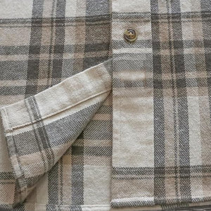 เสื้อเชิ้ตผู้ชายแฟชั่นลำลอง เสื้อเชิ้ตผู้ชายที่สวมใส่สบายสำหรับใส่ในชีวิตประจำวันและงานสังคม - Product Image 3