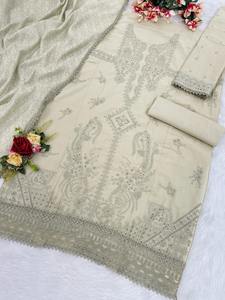 ชุดสูทปากีสถานที่เป็นที่ต้องการสูงผ้าฝ้ายบริสุทธิ์พร้อมลำดับแบบปัก - Product Image 2