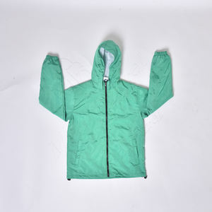 Venta al por mayor chaqueta de concha blanda impermeable de alta calidad personalizada senderismo ligero sublimación chaqueta Softshell - Product Image 1