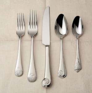 Juego de cubiertos de metal minimalista de nuevo diseño Cubiertos de diseñador para eventos de boda y regalos de negocios Características sostenibles - Product Image 3