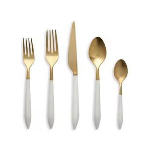 Vaisselle de table élégante en plaqué or avec poignée en marbre Ensemble de couverts Argenterie Royal Hotel Restaurant Ensemble de couverts Ensemble de couverts - Product Image 1