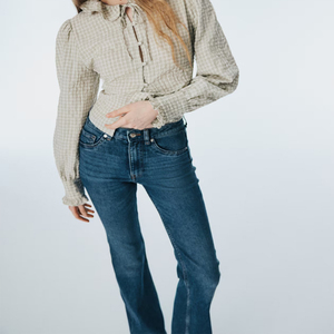 Pantalon en denim avec logo personnalisé pour femmes, nouvelle mode déchirée hip hop, jeans empilés à jambes larges, streetwear classique en gros - Product Image 4