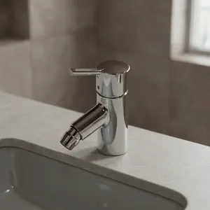 Robinet mélangeur chromé de qualité professionnelle avec poignée à broche emblématique et bec conique, design minimaliste intemporel pour lavabo de salle de bain - Product Image 1